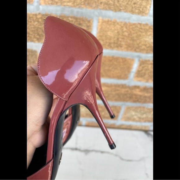 Alexandra Neel Mauve Patent Leather
Pump 39.5/8.5 - Picture 5 of 8